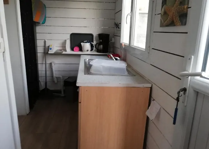 Ubytování v soukromí Petite Maison 15 Mn A Pied Du Marche Et Vieux Port La Rochelle (Charente-Maritime)