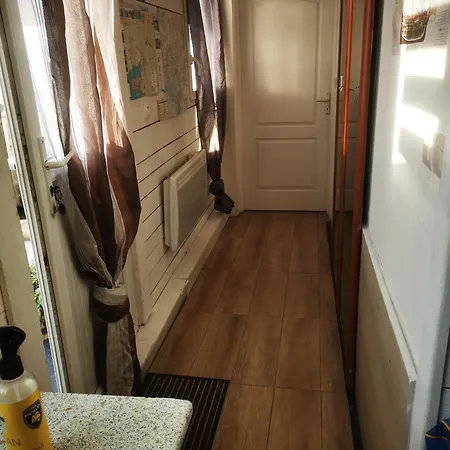 Ubytování v soukromí Petite Maison 15 Mn A Pied Du Marche Et Vieux Port